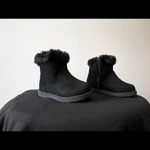 Cat & Jack: Size 7 Boots